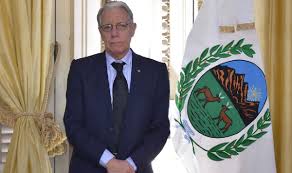 L´Huillier: “El Alberto nos puso acá para bancar los trapos