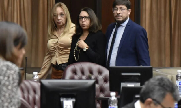 Diputados oficialistas crearon los cargos para «ñoquis VIP»