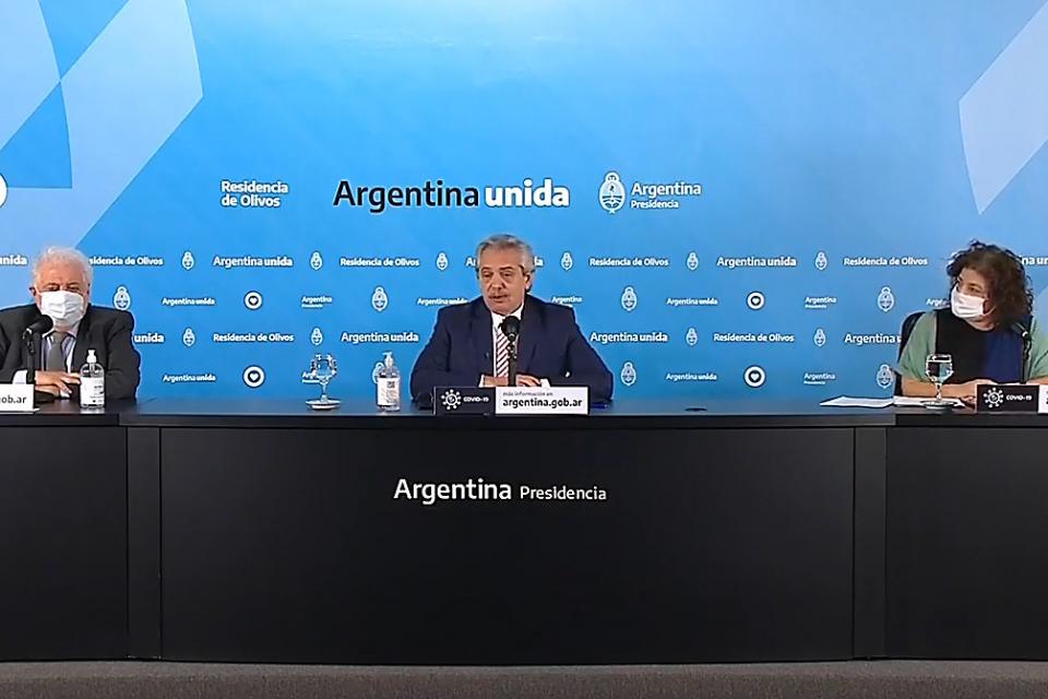 Alberto Fernández: «Este acuerdo le permitirá a la Argentina acceder entre 6 y 12 meses antes a la vacuna»