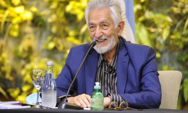 Segunda Ola: Terapias al borde y el gobernador lanza “yo menstruo”