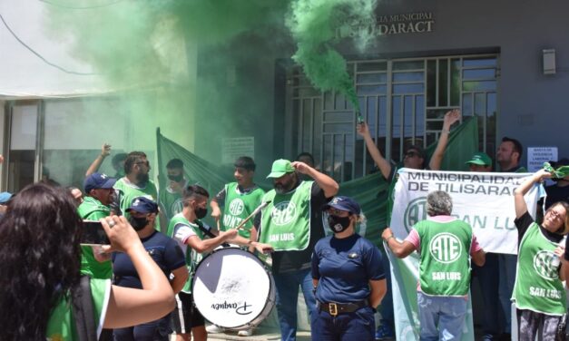 ATE marcha contra la violencia laboral que ejerce el intendente de Justo Daract