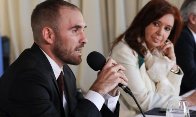 Cristina Kirchner compartió una explicación de Guzmán sobre la deuda: «Clarito como el agua»
