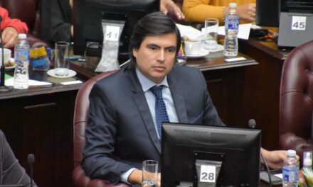 Charli Pereira: “Algo huele mal en San Luis y en la Legislatura“