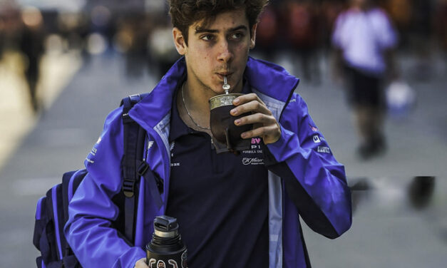 Colapinto estuvo probando un auto de Alpine en Monza