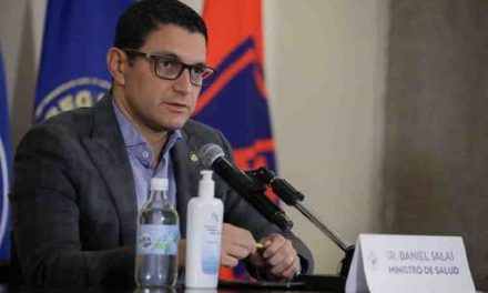 Ministro de Salud de Costa Rica anuncia regreso al aislamiento