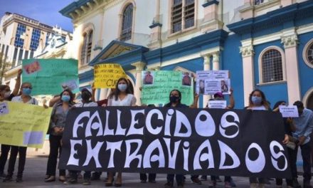 Exigen identificación de víctimas de Covid-19 en Ecuador