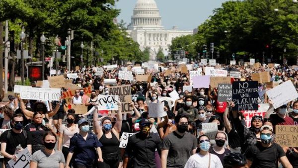 Continúan por séptimo día las protestas contra el racismo en EE.UU.