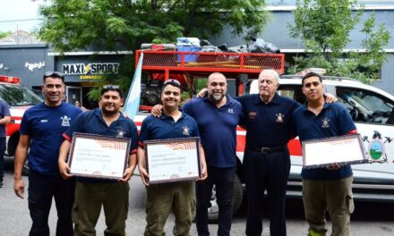Maxi Frontera entregó reconocimientos a bomberos que combatieron los incendios en la Patagonia