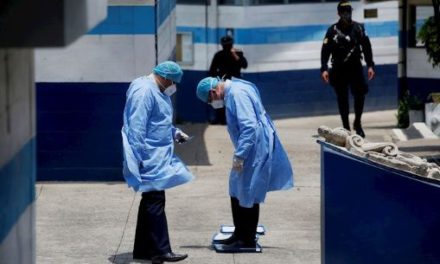 Colapsan hospitales en Guatemala ante crisis por Covid-19