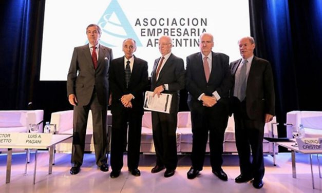 Los anti cuarentena, sus gritones y sus cerebros