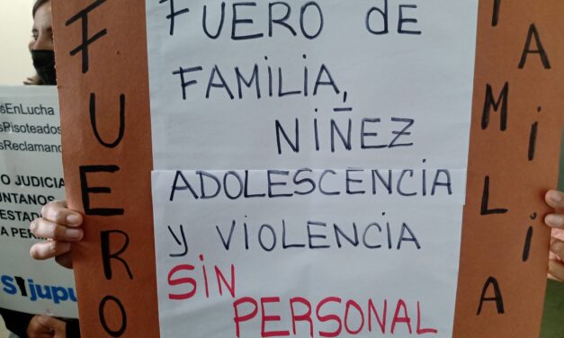 Al grito de que “se vayan todos” los judiciales siguen de paro