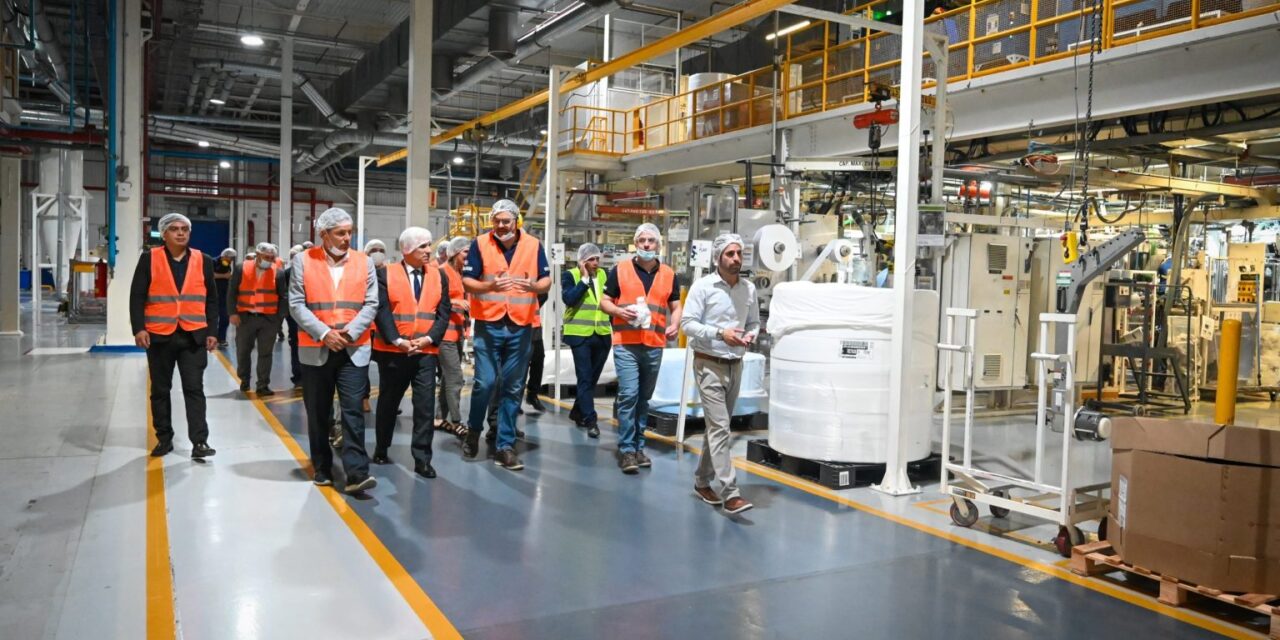 El gobernador Poggi destacó la inversión de U$S 15 millones que hará Kimberly Clark