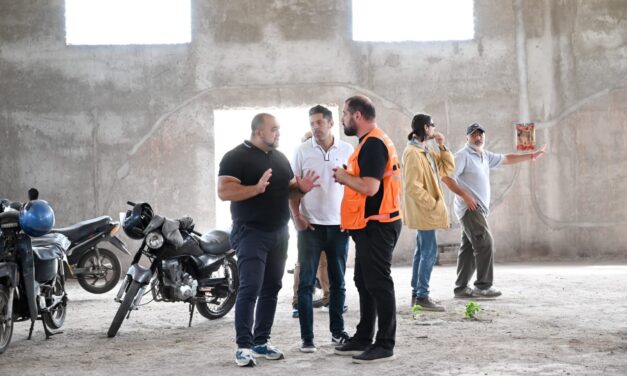 Maximiliano Frontera supervisó el avance de obras en SUM de distintos barrios de Villa Mercedes