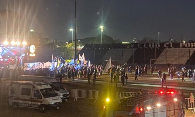 Milei y El Dipy y su acto en el Conurbano: con los solteros y contra el comunismo