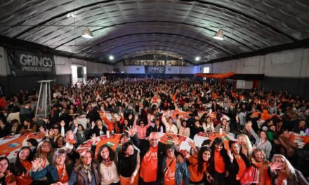 Frontera le ganó la calle a Alberto: el Congreso de Mujeres del MUP opacó al acto del exgobernador en Villa Mercedes