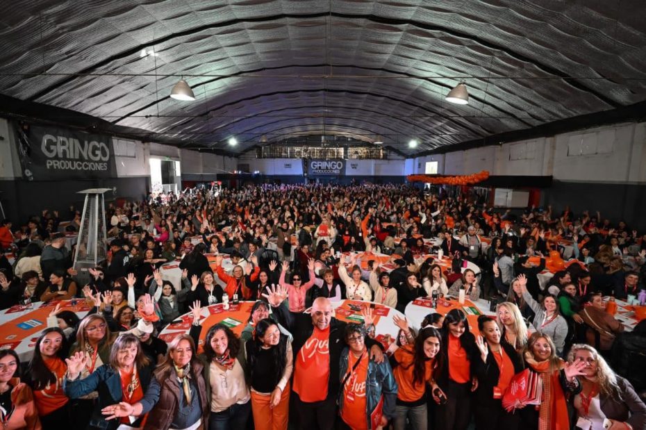 Frontera le ganó la calle a Alberto: el Congreso de Mujeres del MUP opacó al acto del exgobernador en Villa Mercedes