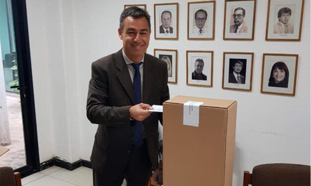 «Sr. Gobernador, sr. Ministro: ¡dejen de dañar a las instituciones!»