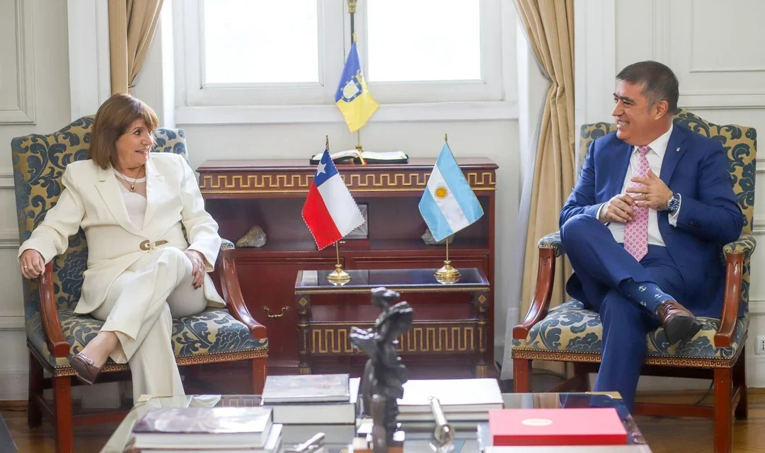 Patricia Bullrich se reunió con el alcalde de Santiago de Chile