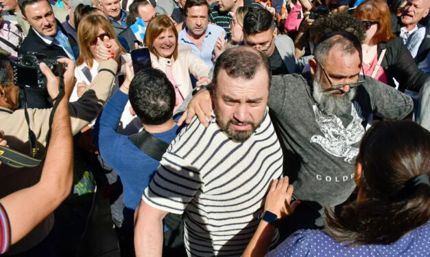 Un grupo de militantes de Rodríguez Saa intentó escarchar a Patricia Bullirch