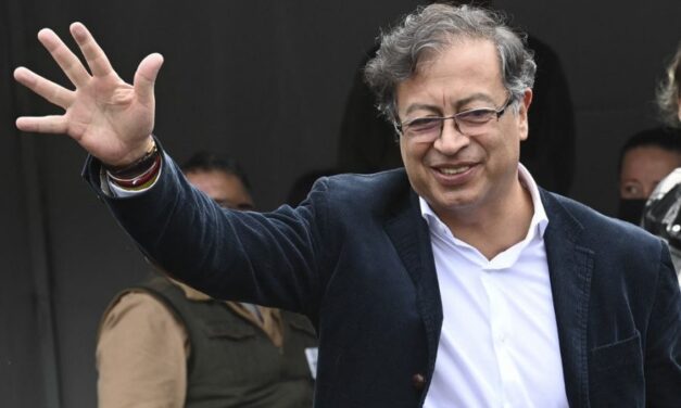 Los 11 principales desafíos que afrontará Petro en la Colombia