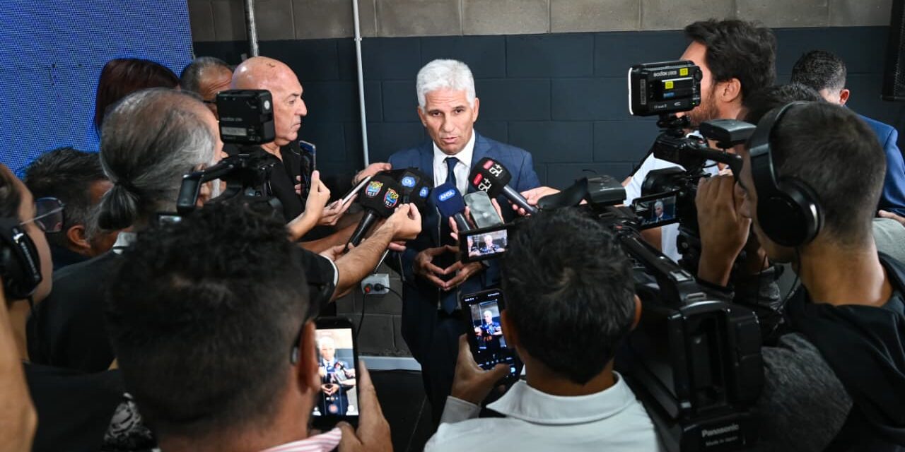 El Gobernador anunció un incremento salarial del 10%