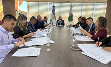 La Provincia invertirá más de $700 millones en obras junto a ocho municipios