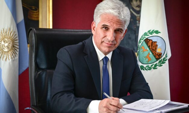 El Gobernador presentó un Proyecto de Ley contra la Mora Judicial