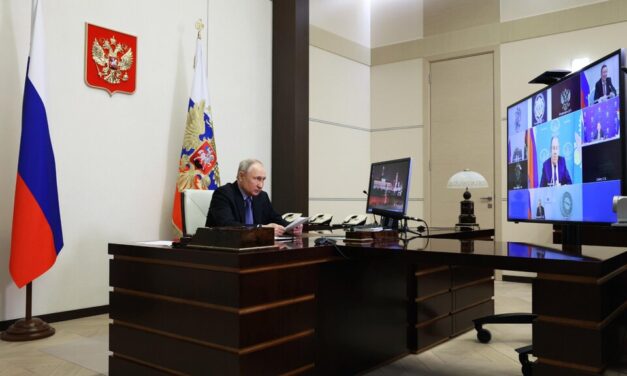 Rusia ordenó la captura de la premier de Estonia