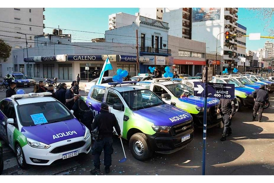 Los policías bonaerenses levantaron las protestas tras los anuncios de mejora salarial