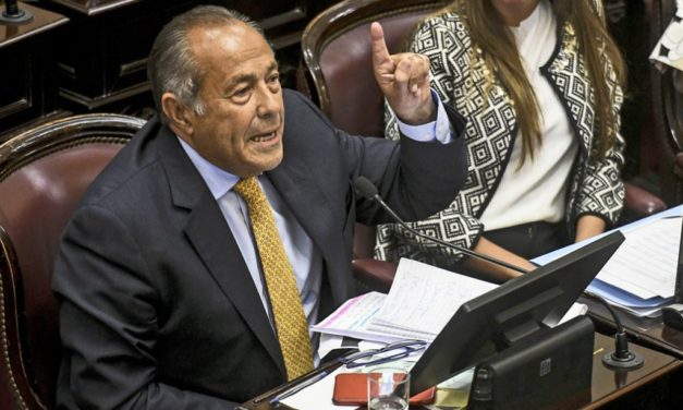 Adolfo Rodríguez Saá propone sumar jueces a la Corte Suprema