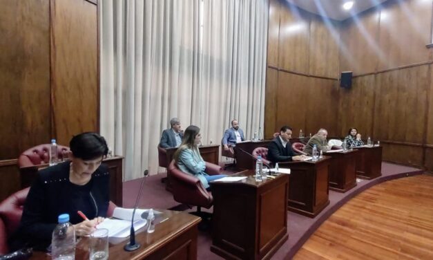 Senadores K “a favor de la censura y las amenazas”