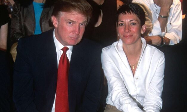 Mark Epstein dijo que su hermano no se suicidó y que podía complicar a Trump