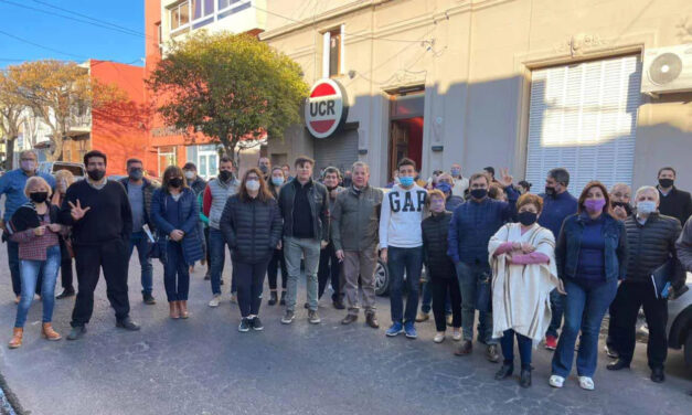 Parte de la UCR baja listas y se inclinan por Poggi