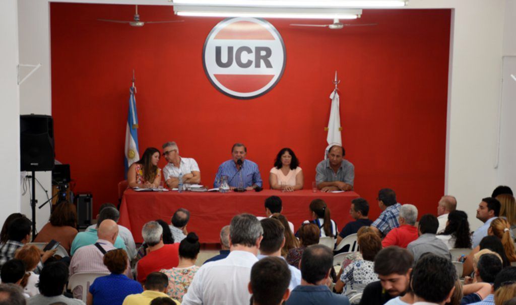 Tras los hisopados, la UCR se “solidarizó” con sus correligionarios