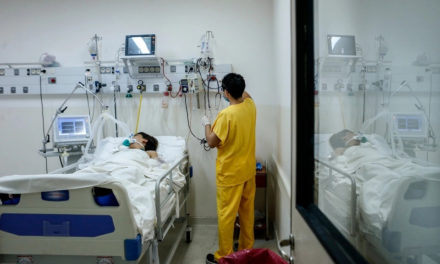 Coronavirus: trabajadores de terapia intensiva manifestaron «extrema» preocupación por la ocupación de camas UTI en CABA