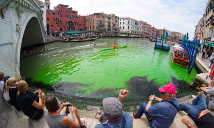 Misterio en el Gran Canal de Venecia