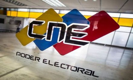 CNE venezolano continúa en sesión para comicios parlamentarios